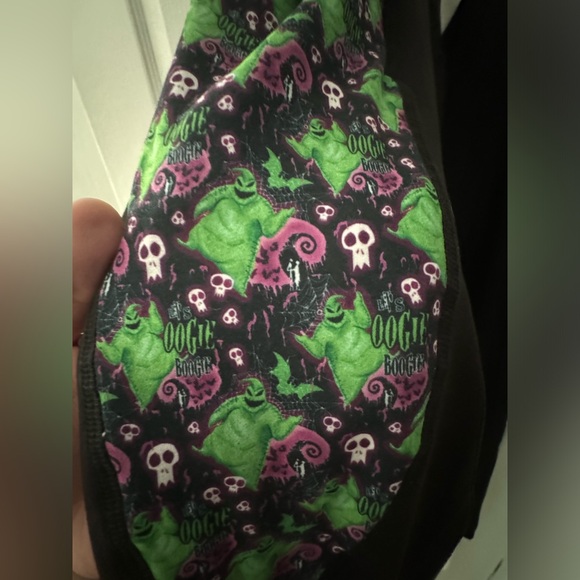 Unofficial Disney Oogie Boogie Halloween Adult Outfit - Picture 6 of 9